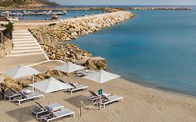 Kolymbari Sea Front Cozy Apartments